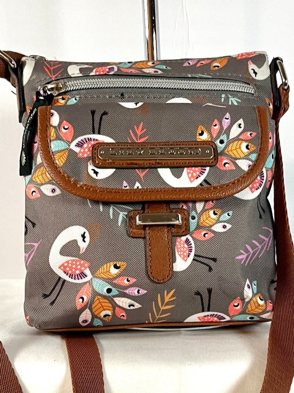 ✨NWOT Lily Bloom Vivian Eco-Friendly Peacock Plume Grey Multi-Pocket Crossbody✨